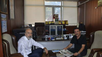 Türk Halk Müziği sanatçısı hayırsever hemşerimiz Latif Doğan, gazetemiz sahibi