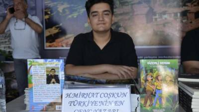 Eğitimci yazar Mustafa Coşkun, son kitabı "Enkaz 0417" ile Besni