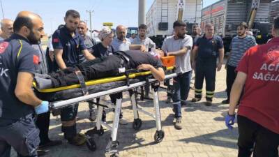 Kahta'da, kalp krizi geçirdiği belirtilen bir sürücü, otomobilinin kontrolünü kaybederek