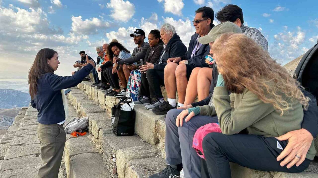 Amerikalı ve Mısırlı araştırmacı yazarlar, “Süyük Türkiye Turu” kapsamında Adıyaman’ı