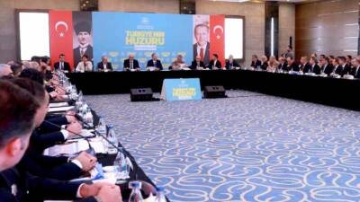 İçişleri Bakanı Ali Yerlikaya, Diyarbakır’da düzenlenen “Huzur ve Güvenlik Toplantısı”nda,