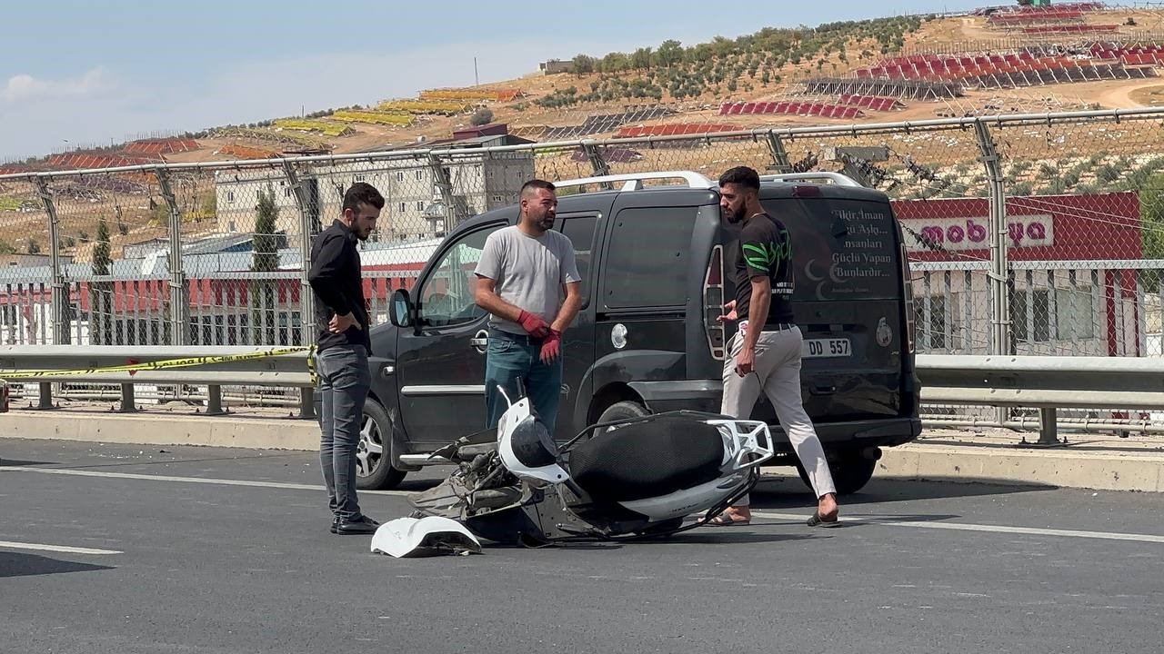 Motosiklet Kazasında Genç Hayatını Kaybetti