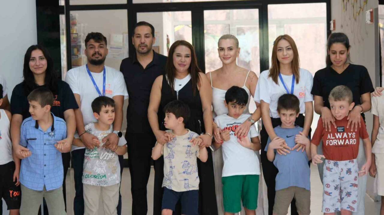 İş insanı Sevgi Erdemoğlu, sosyal sorumluluk projeleri çerçevesinde otizmli çocukların