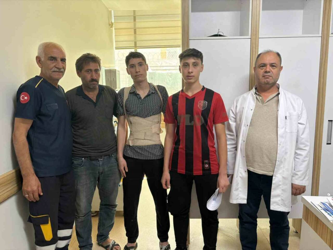 Gaziantep’te beline demir düşmesi sonucu ağır yaralanan 18 yaşındaki hasta,