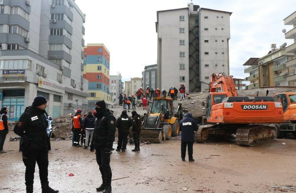 Kahramanmaraş merkezli depremlerde yıkılarak