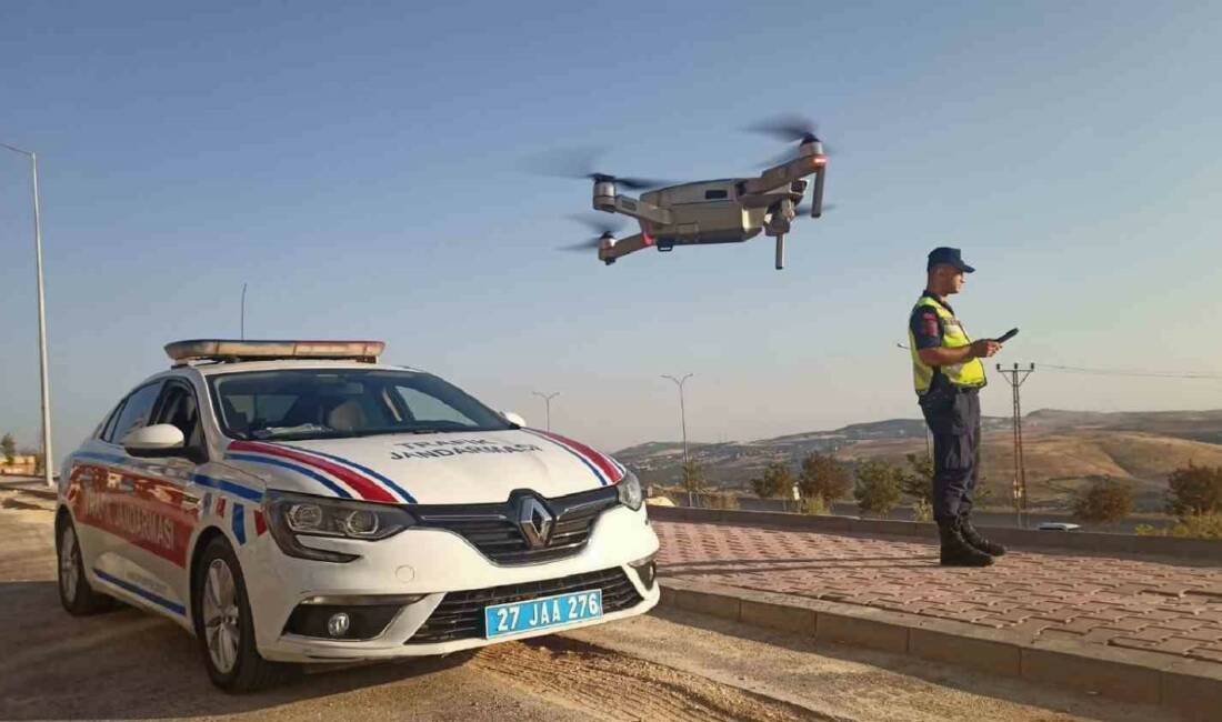 Gaziantep’te jandarma ekipleri, drone