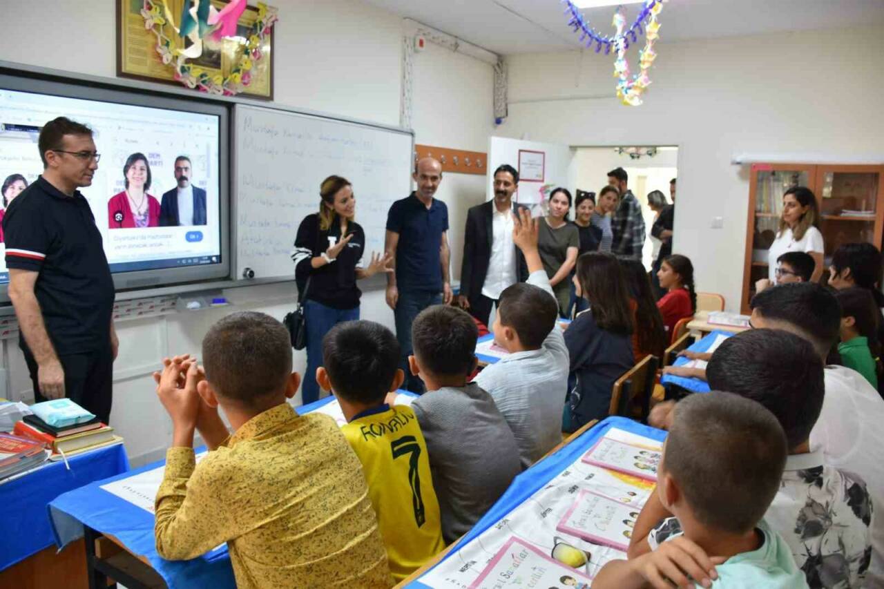 Diyarbakır Büyükşehir Belediyesi, 23-29 Eylül İşitme Engelliler Haftası dolayısıyla işitme