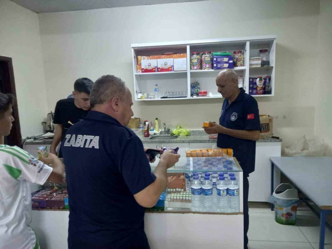 Kahta Belediyesi zabıta ekipleri, 2024-2025 eğitim ve öğretim yılının başlamasıyla