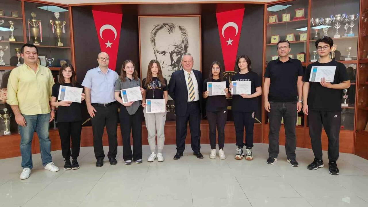 Gaziantep Kolej Vakfı Özel Cemil Alevli Koleji, Kanada Waterloo Üniversitesi