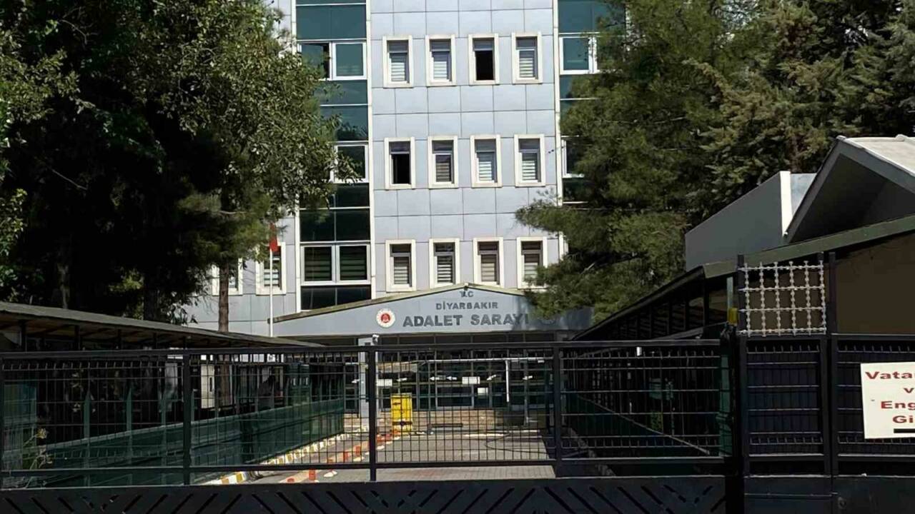 Diyarbakır’da 8 yaşındaki Narin Güran’ın cinayetiyle ilgili yürütülen soruşturma kapsamında