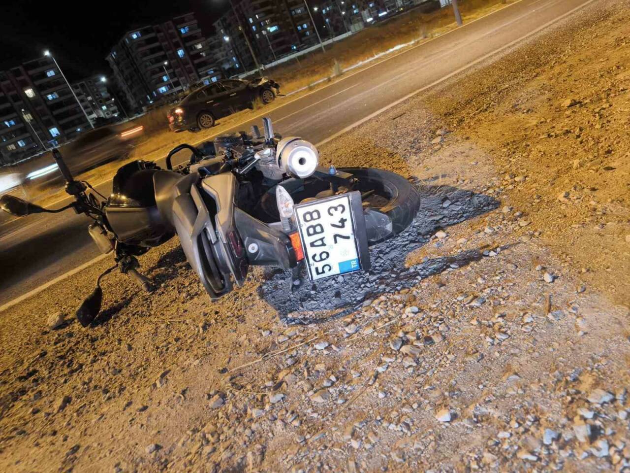 Siirt'te bir otomobil ile motosikletin çarpışması sonucu motosiklet sürücüsü yaşamını