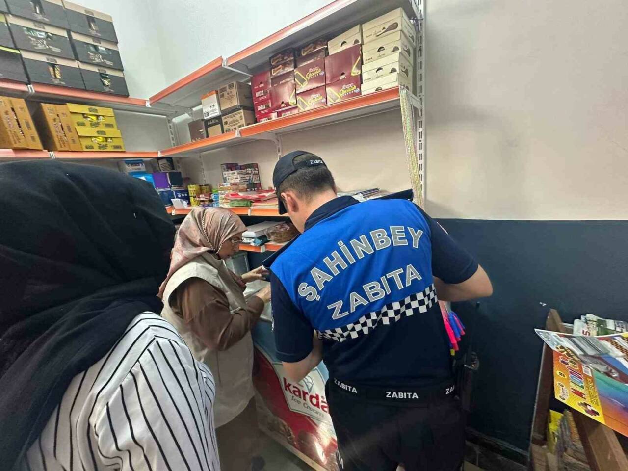  Şahinbey Belediyesi Zabıta Müdürlüğü, 2024-2025 eğitim-öğretim yılının başlamasıyla birlikte, ilçedeki