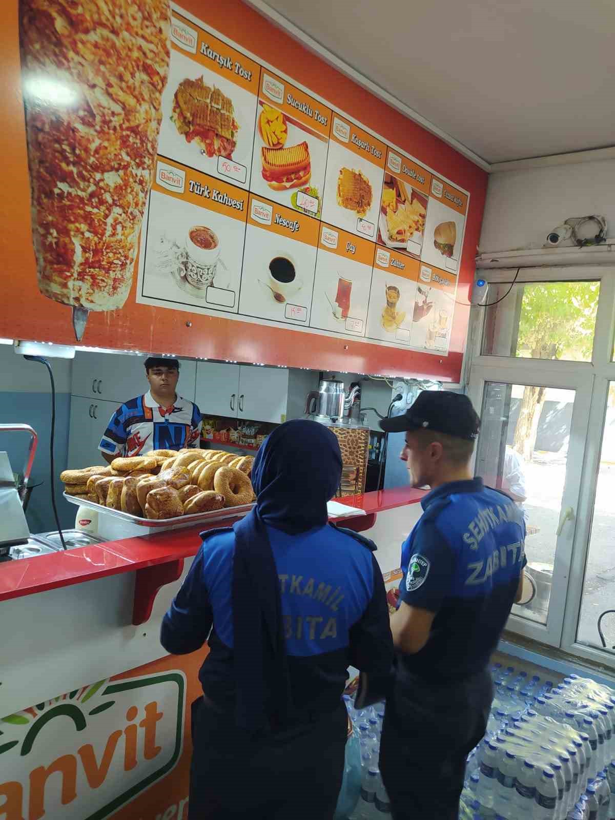 2024-2025 eğitim-öğretim yılının ilk günü Şehitkamil ilçesinde, zabıta ekipleri okul