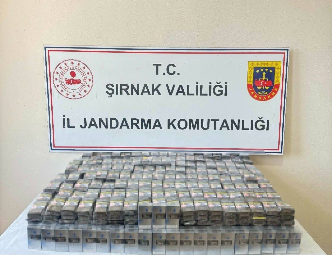 Şırnak İl Jandarma Komutanlığı tarafından düzenlenen kapsamlı kaçakçılık operasyonunda 26