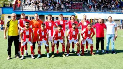 Geçtiğimiz Pazar günü Kahta Atatürk Stadı'nda gerçekleşen karşılaşmayı çok sayıda