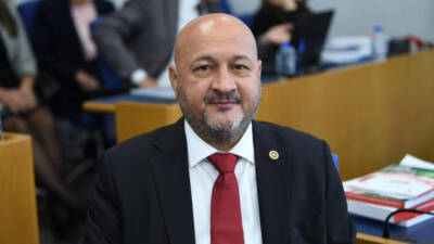 Ak Parti Adıyaman Milletvekili ve Plan ve Bütçe Komisyonu Üyesi