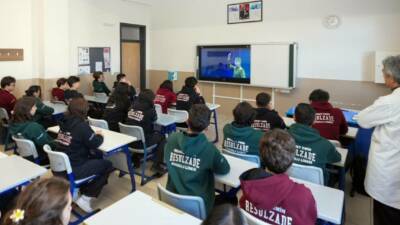 Millî Eğitim Bakanı Yusuf Tekin imzalı genelge çerçevesinde, Cumhuriyet Haftası