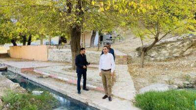 Besni Kaymakamı Çağlar Partal, Besni’ye 6 kilometre mesafedeki şifalı su