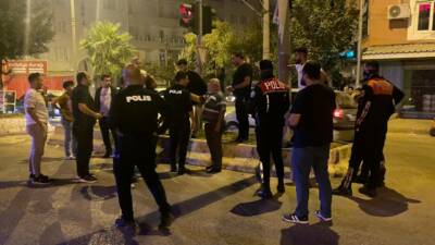 Adıyaman'da, iki grup arasında çıkan kavgaya polis ekipleri müdahale etti.