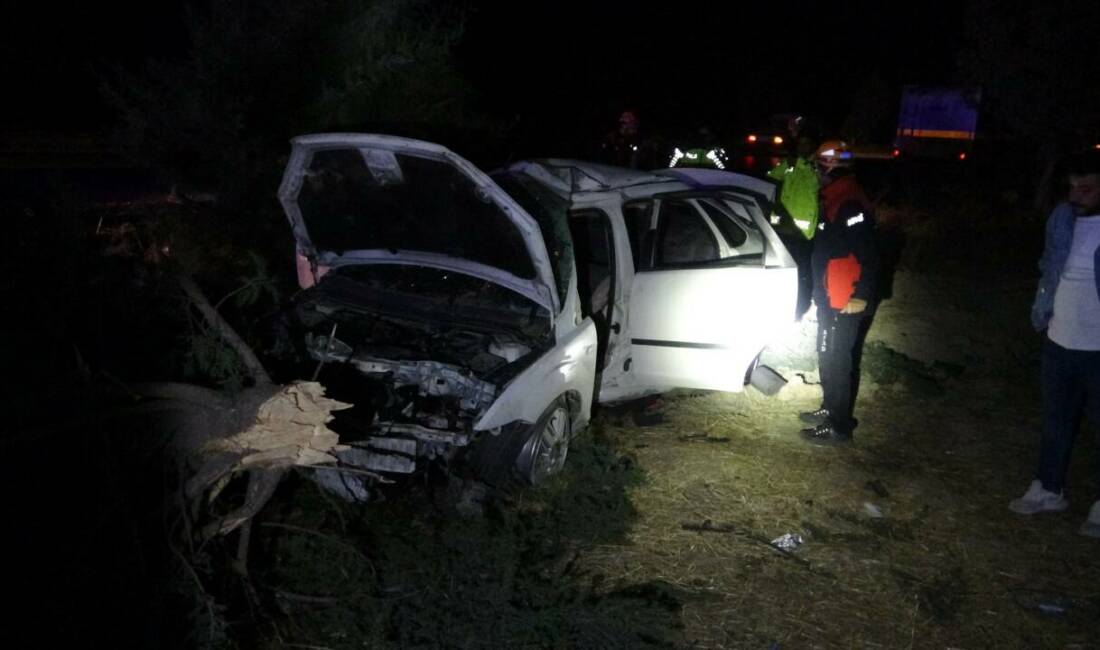 Adıyaman’da Düğünden Dönüşte Kazada 1 Kişi Öldü 3 Kişi Yaralandı