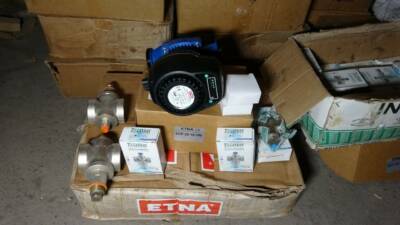 Adıyaman’da yapımı süren kalıcı konutların deposundan 1,5 milyon TL değerinde