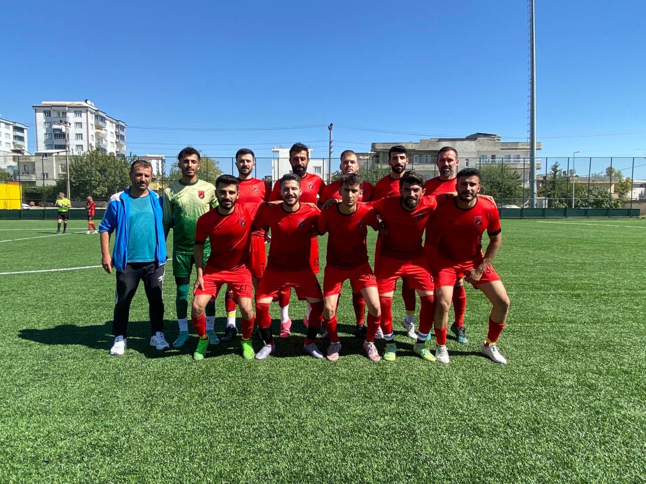 Besni Akınspor, Fatih Gençlik Spor’u Farklı Geçti