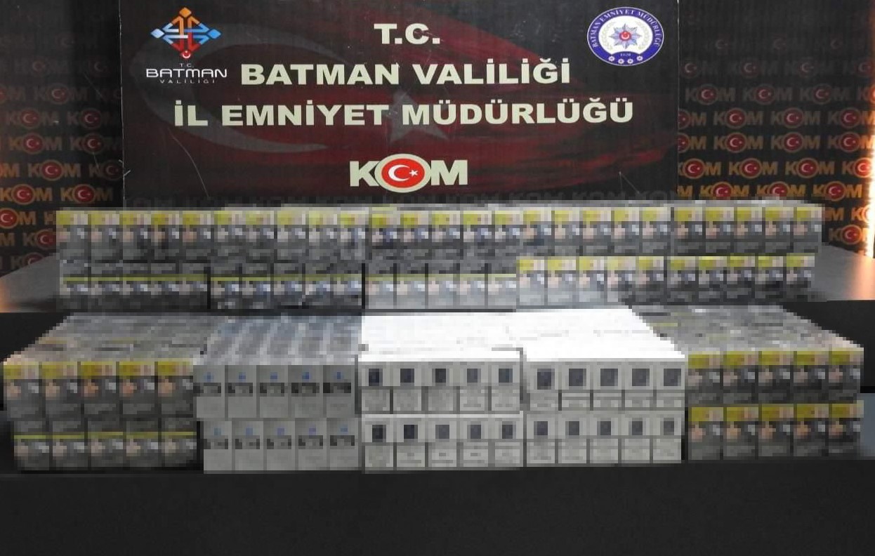 Batman’da Akaryakıt Tankerinde 800 Paket Kaçak Sigara Ele Geçirildi