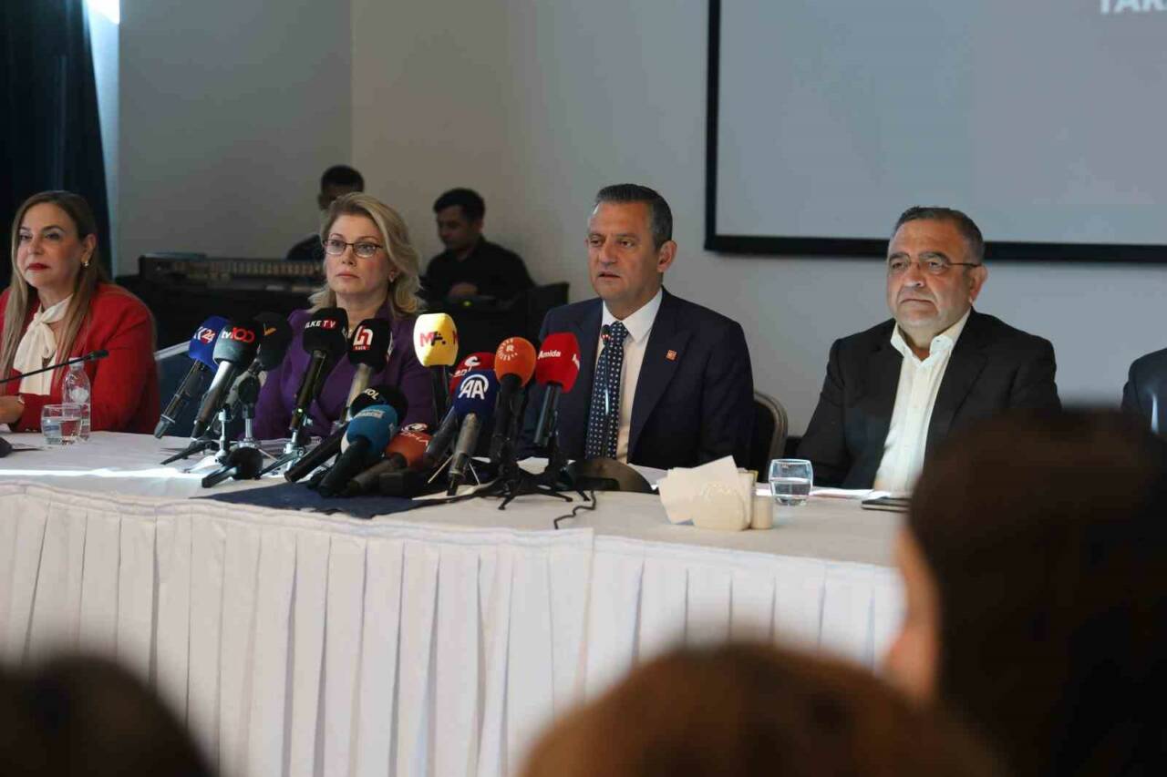 Cumhuriyet Halk Partisi (CHP) Genel Başkanı Özgür Özel, Diyarbakır’da 24