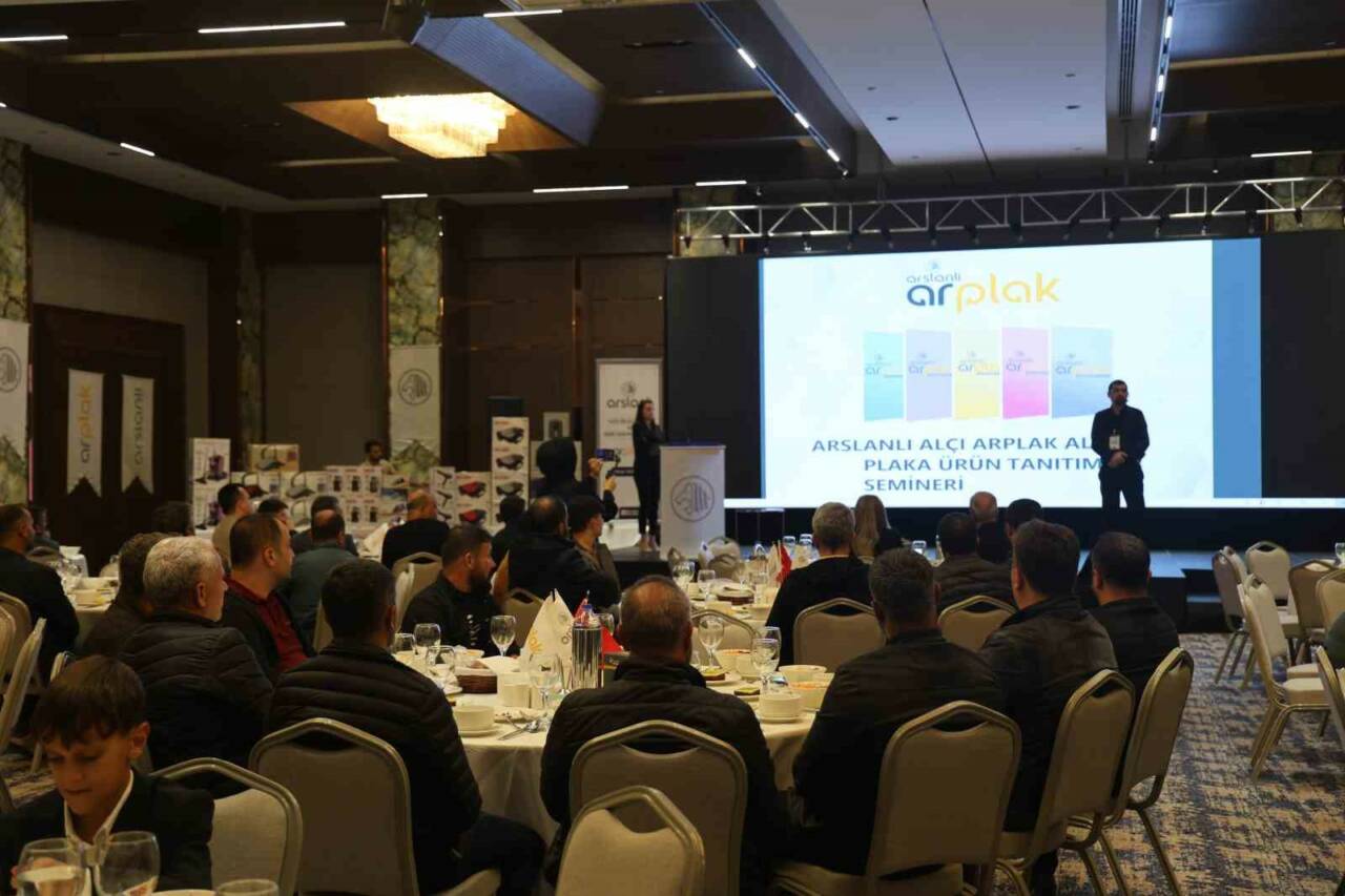 Diyarbakır’da, inşaat sektörü ve bayi temsilcilerine yönelik ’Usta Bilgilendirme ve