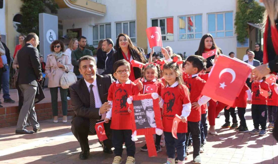 Gaziantep Kolej Vakfı’nda Cumhuriyet Coşkusu