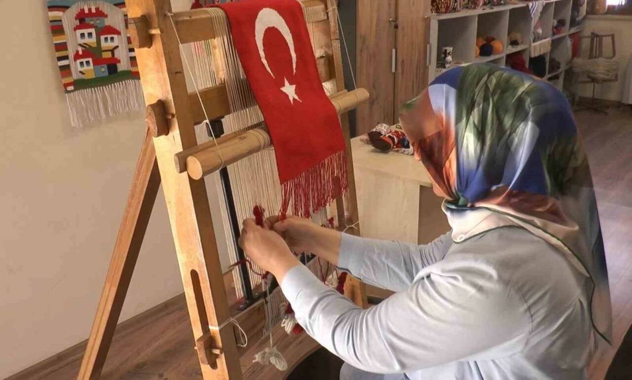 Gaziantep, tarih boyunca birçok medeniyete ev sahipliği yapmış zengin kültürel