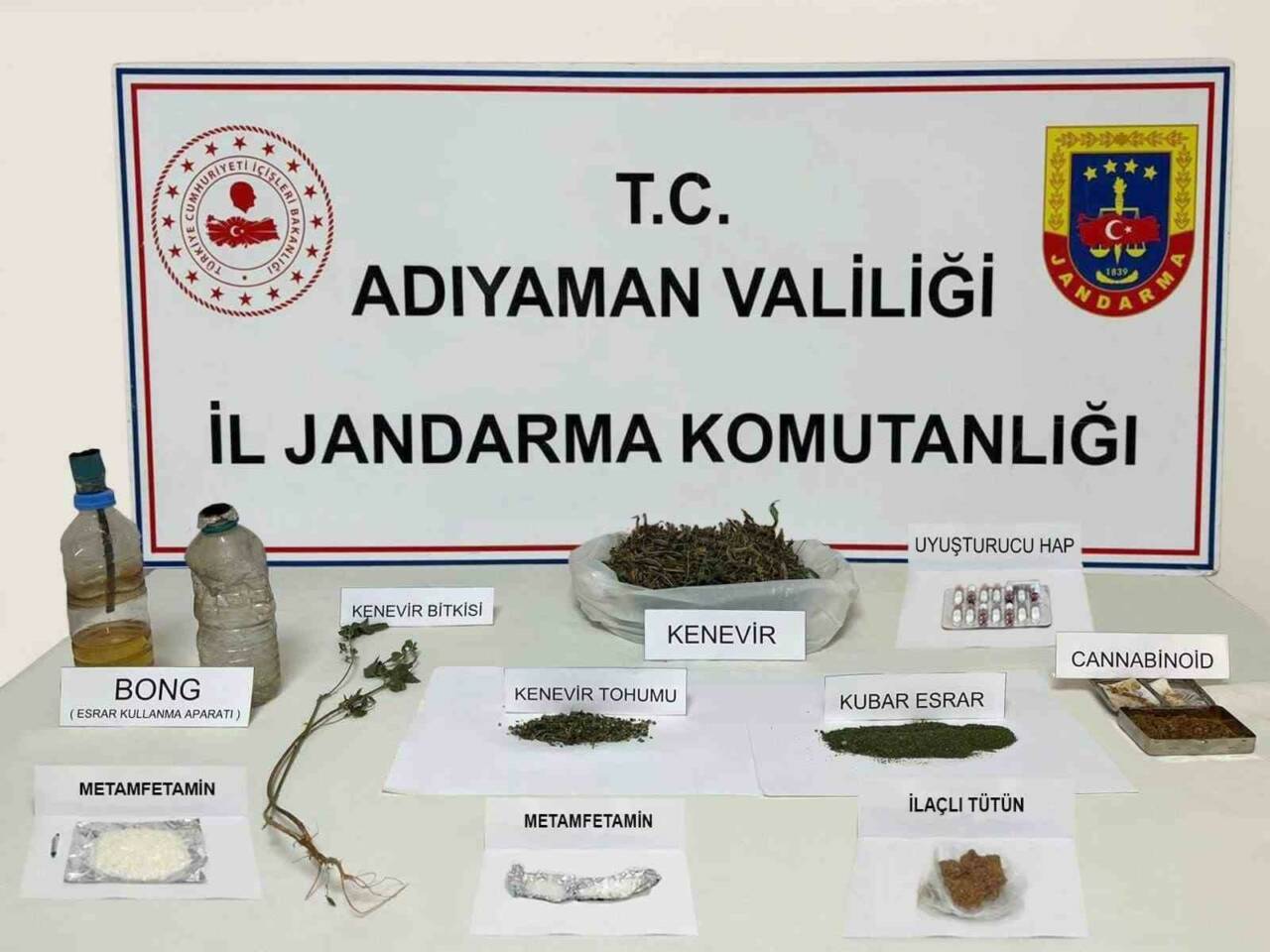 Adıyaman İl Jandarma Komutanlığı, 1-30 Eylül tarihleri arasında gerçekleştirdiği uyuşturucu