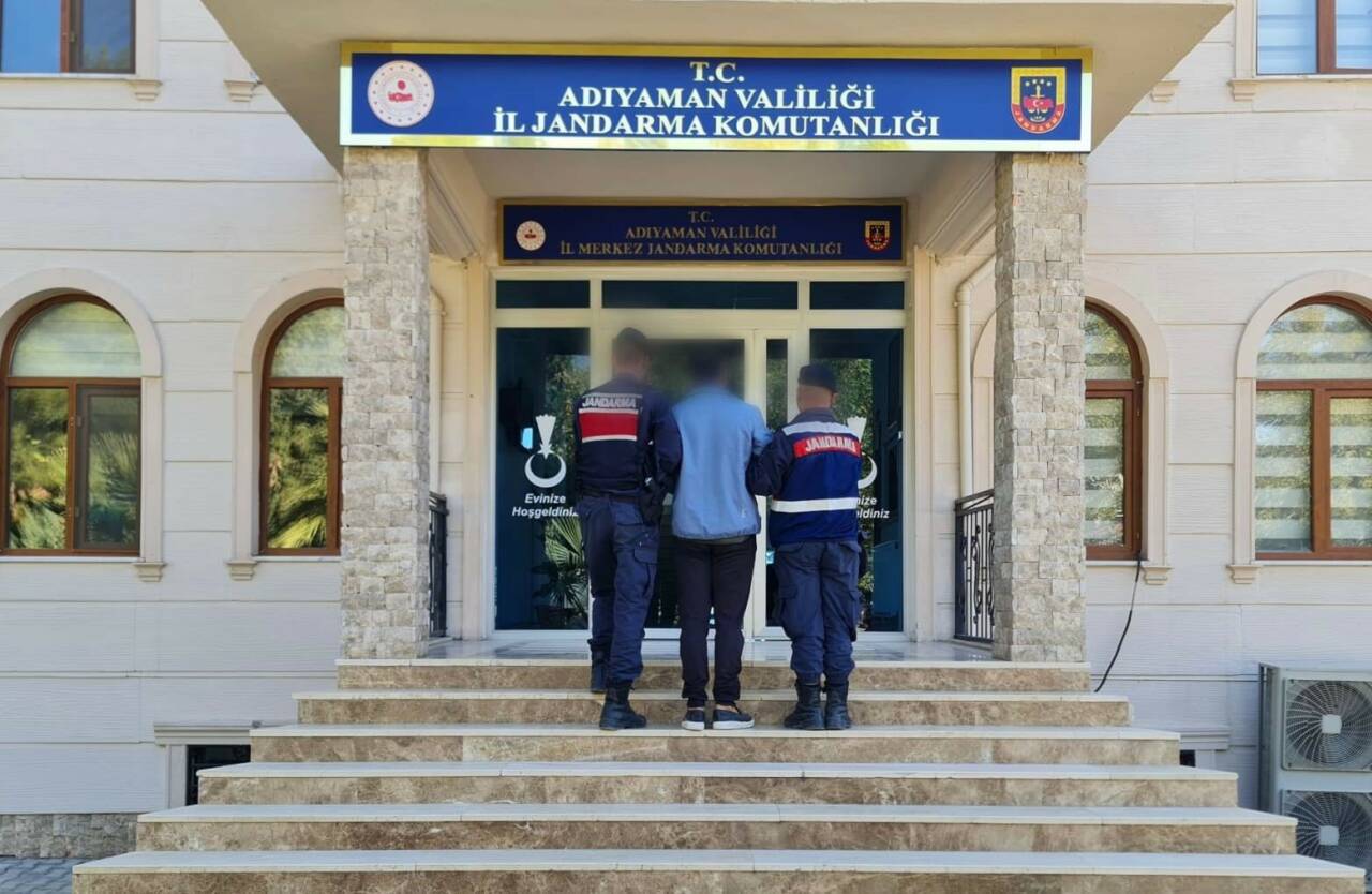Adıyaman'da, hakkında 16 yıl 1 ay hapis cezası bulunan bir