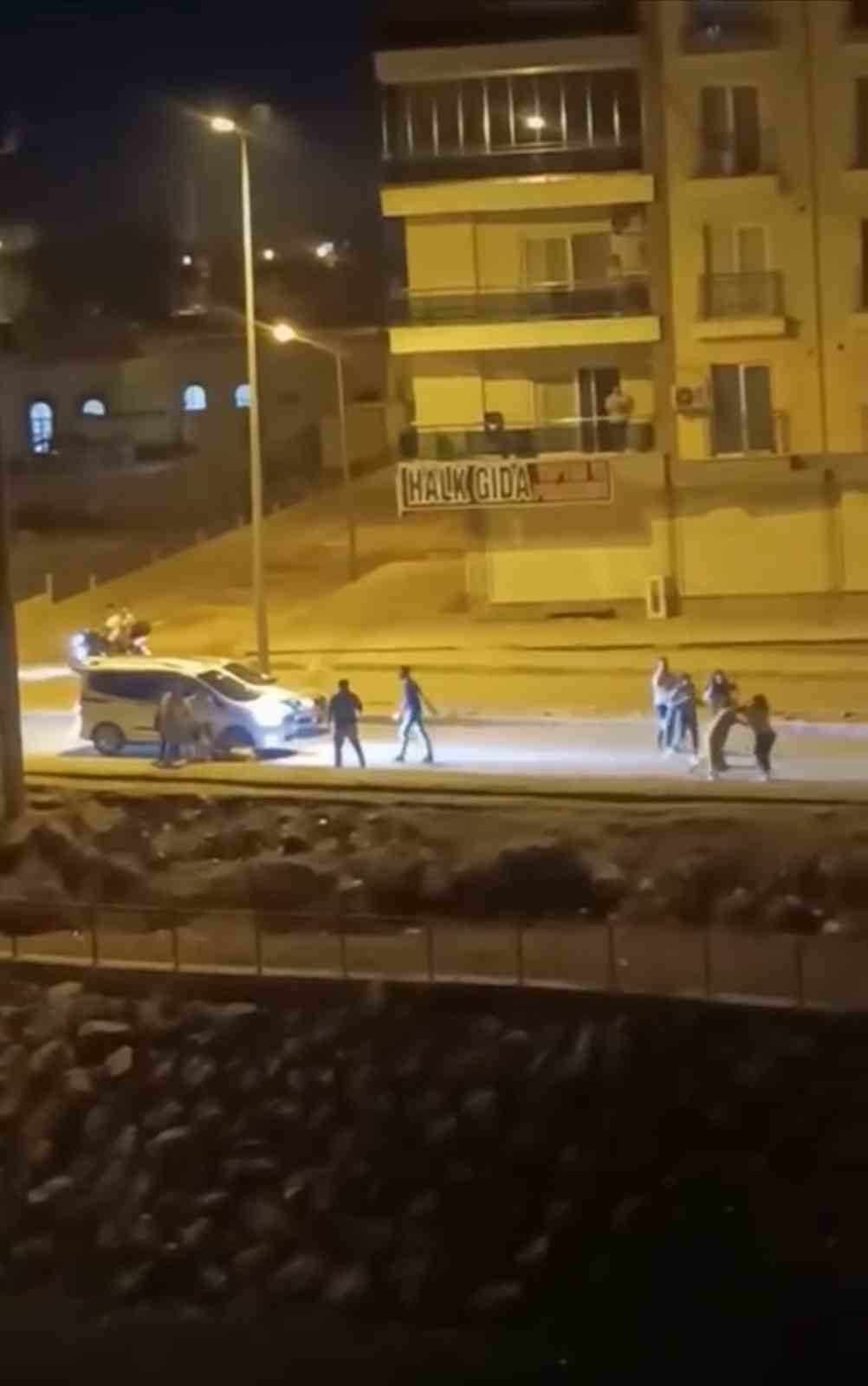 Mardin’in Nusaybin ilçesinde iki grup kadın arasında çıkan tartışma, kısa