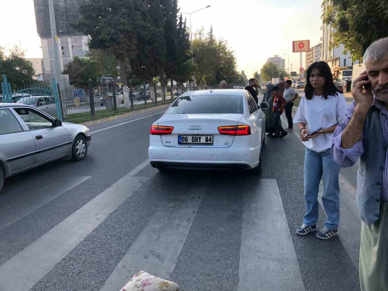 Adıyaman’da Otomobilin Çarptığı Yaya Hastaneye Kaldırıldı