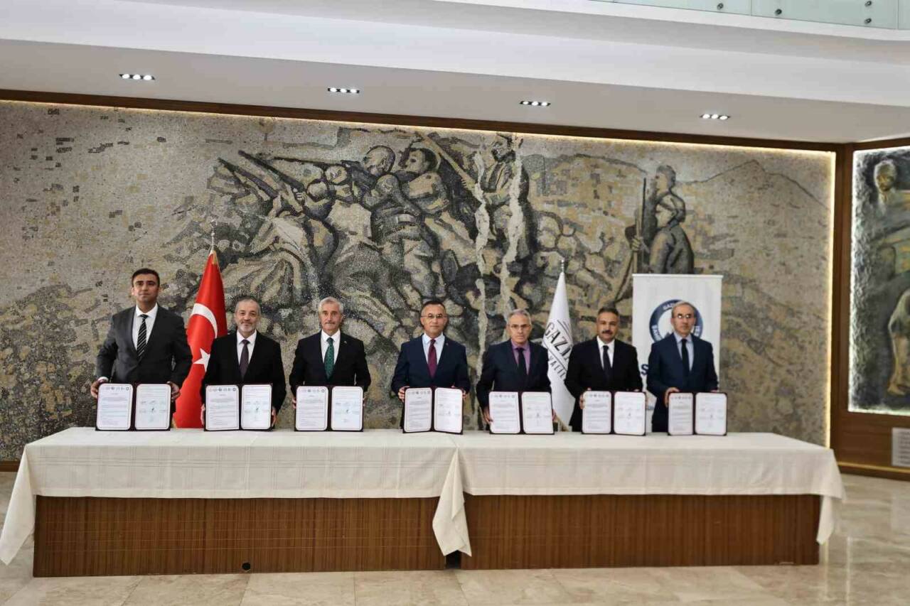 Şahinbey Belediyesi, 12-20 Ekim tarihleri arasında düzenleyeceği 8. Şahinbey Kitap