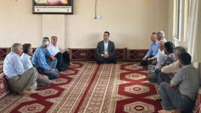 
Samsat'a atanan Kaymakam Yaşar Artar, ilçedeki sorunları tespit etmek