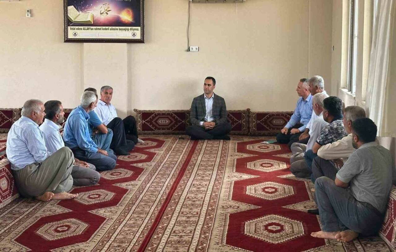 
Samsat'a atanan Kaymakam Yaşar Artar, ilçedeki sorunları tespit etmek