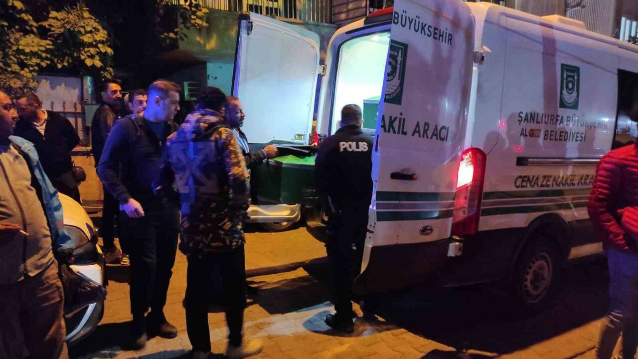 Çıkış nedeni belirlenemeyen yangın, acı bir şekilde yaşlı bir çiftin