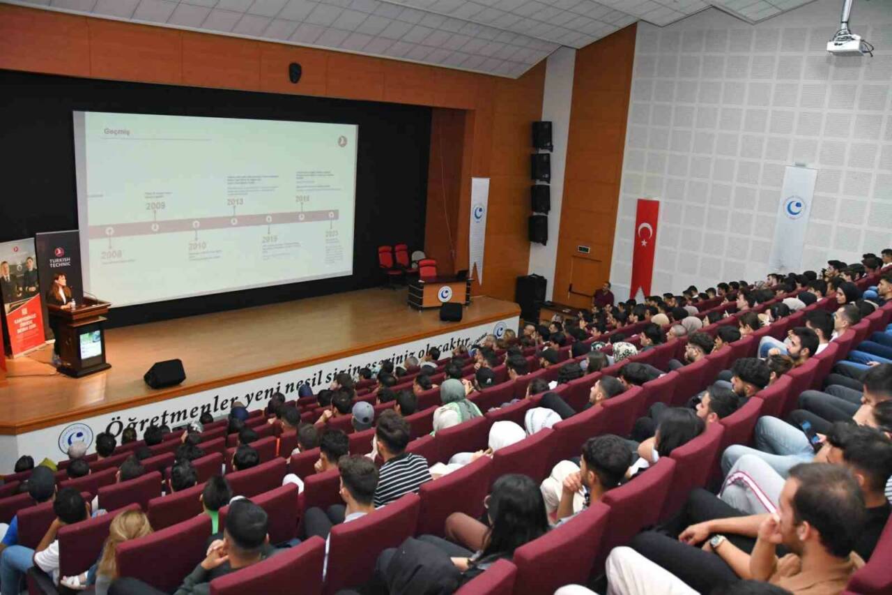 Adıyaman Üniversitesi Kariyer Geliştirme Uygulama ve Araştırma Merkezi tarafından "Uçuş