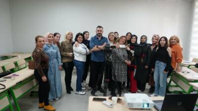 Adıyaman Belediyesi tarafından kurulan ‘04.17 Belgesel Film Atölyesi’nde kamera eğitimleri