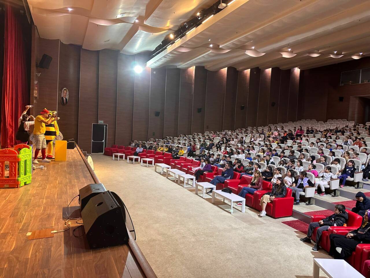 Adıyaman Belediyesi’nden çocuklara çevre dostu tiyatro