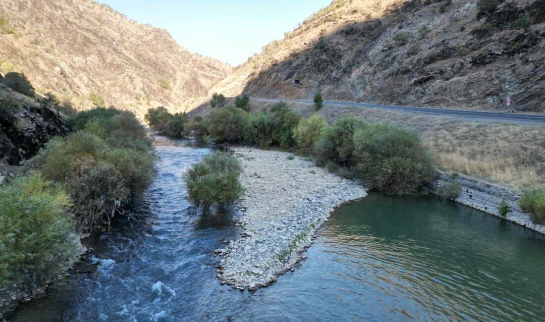 Şırnak'ın Beytüşşebap ilçesinde sonbaharın