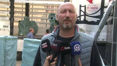 Almanya'da yaşayan Adıyamanlı Abdurrahman Erdem, hizmete açacağı kafesi için gereken