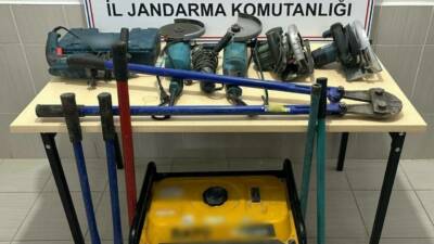 Adıyaman’da bir inşaattan çalınan inşaat malzemeleri, jandarma ekiplerinin başarılı operasyonuyla