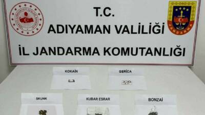 Adıyaman İl Jandarma Komutanlığı ekiplerinin uyuşturucuyla mücadele çalışmaları kapsamında düzenlediği