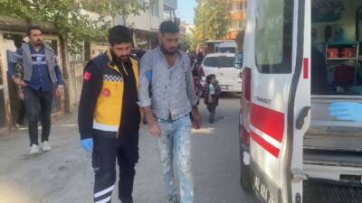 Adıyaman merkez Alitaşı Mahallesi'nde tadilat yapılan bir evde, başına tahta