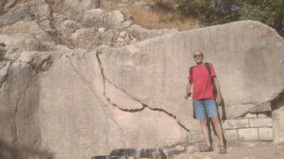 Fransız araştırmacı ve Grekçe epigrafi uzmanı Michel Disdero, Kommagene Krallığı'nın