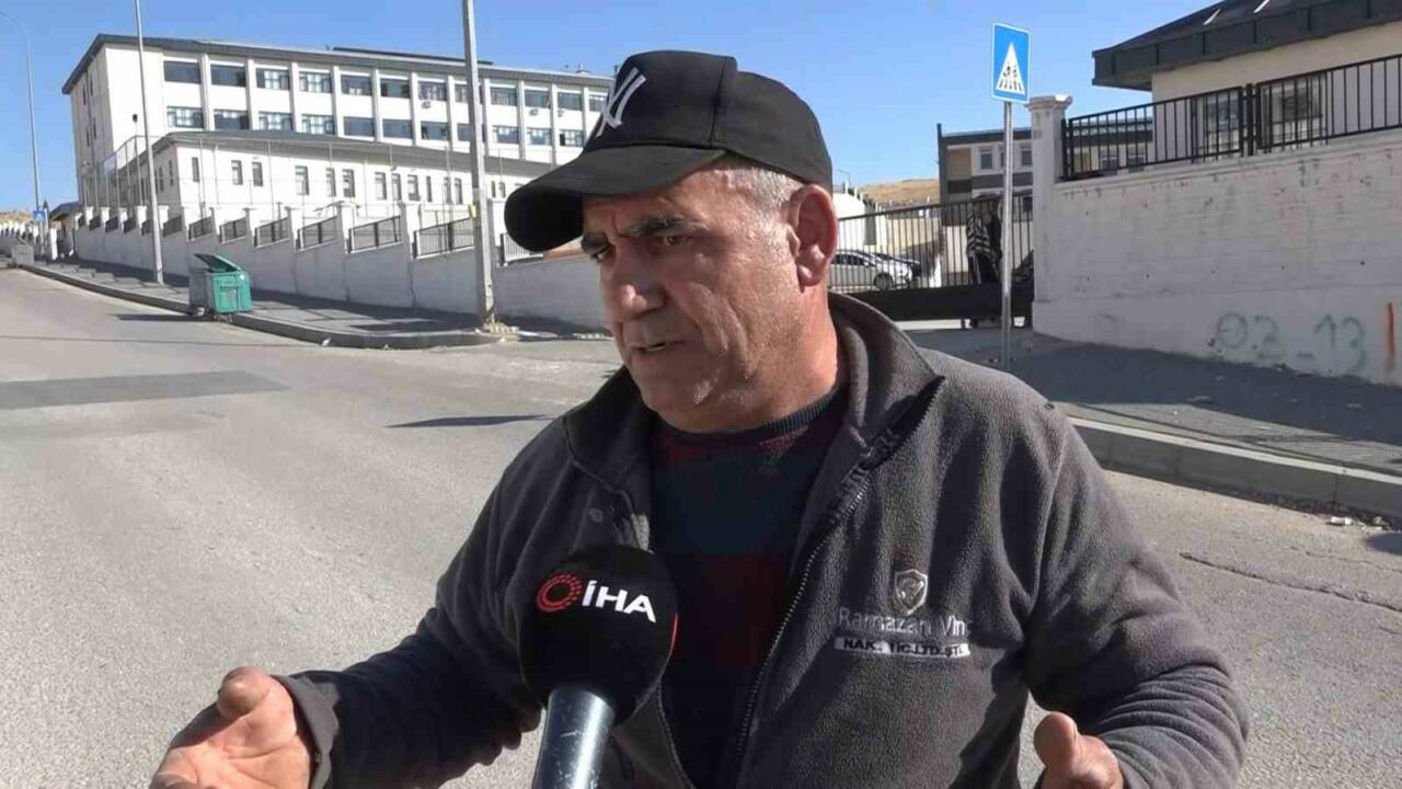 17 yaşındaki lise öğrencisi, 4 kişi tarafından kaçırıldıktan sonra inşaattan