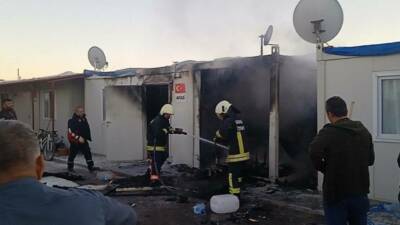 Adıyaman’ın Gölbaşı ilçesinde TOKİ Konteyner Kent’te meydana gelen yangında bir